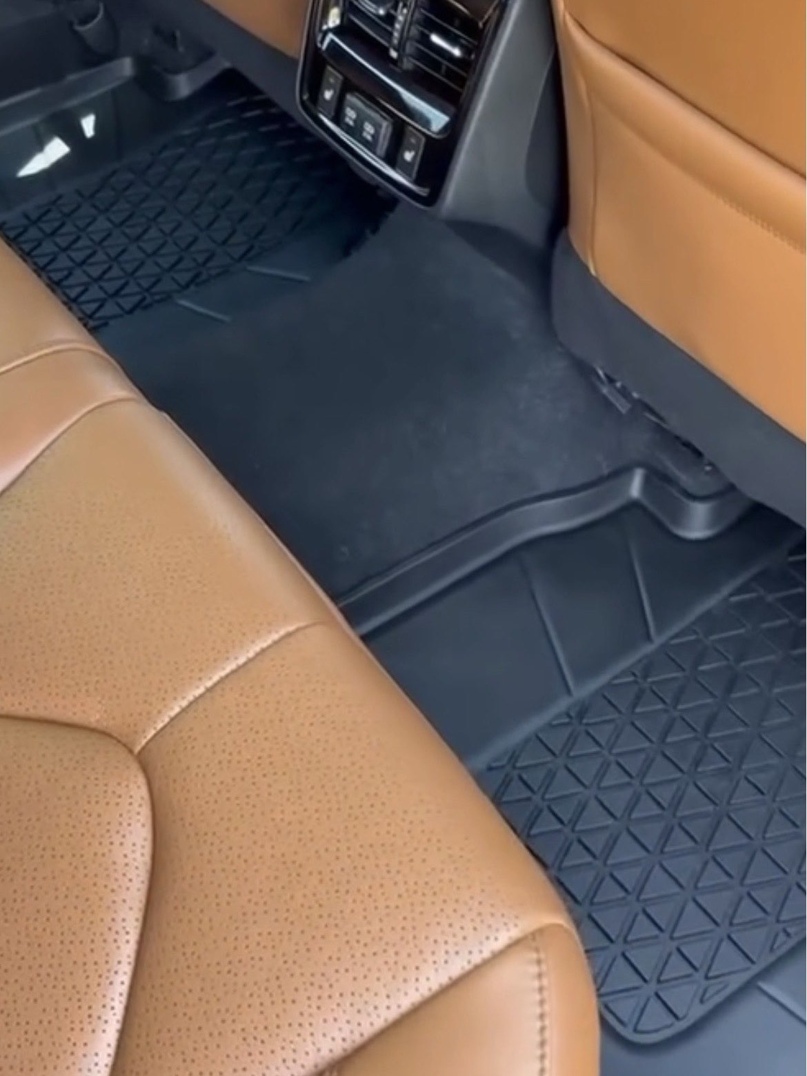 Rear leather seats and floor mats after a deep clean — WashWrld mobile detailing, Woodstock GA